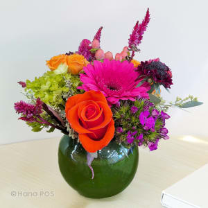 LOVE BOMB Flower Bouquet