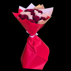 RED & PINK ROSES BOUQUET Flower Bouquet