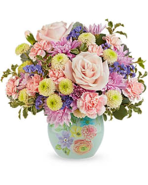 Teleflora's Pretty in Pastels Bouquet