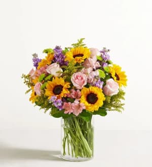 Garden of Grandeur™ Flower Bouquet