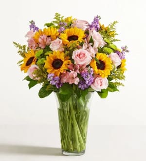 Garden of Grandeur™ Flower Bouquet