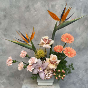 Tropical Peach Flower Bouquet