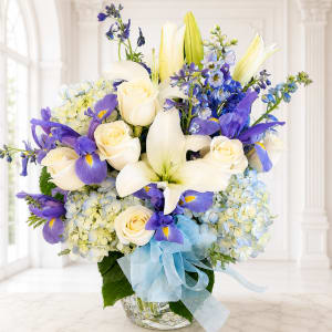 Seaside Centerpiece Vase Flower Bouquet