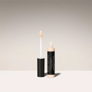 Concealer Flower Bouquet