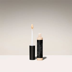 Concealer Flower Bouquet