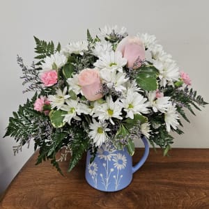PITCHER PERFECT Flower Bouquet