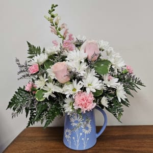 PITCHER PERFECT Flower Bouquet