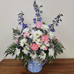 PITCHER PERFECT Flower Bouquet