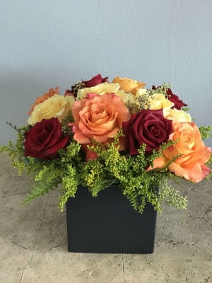 Tricolor Rose Mixer Flower Bouquet