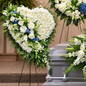 Blue Mixed 5 pc Set Flower Bouquet