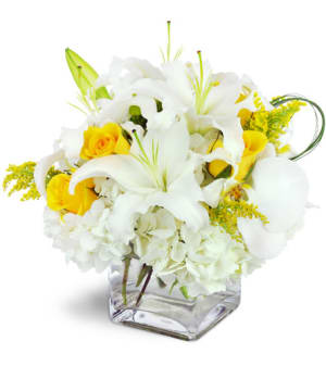 Glowing Elegance™ Flower Bouquet