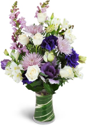 Royal Allure™ Flower Bouquet