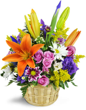 Ode to Springtime Basket™ Flower Bouquet