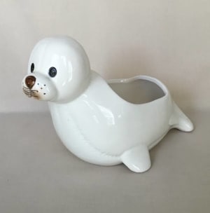 Seal Planter Flower Bouquet