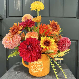 Warm & Cozy Dahlia Mug Flower Bouquet