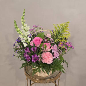 BLOOMING BASKET Flower Bouquet
