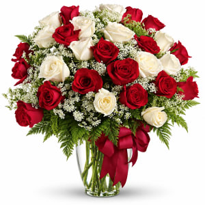 Love's Divine Bouquet - Long Stemmed Roses Flower Bouquet