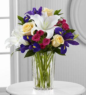 Dazzling Winter Wonderland Flower Arrangement