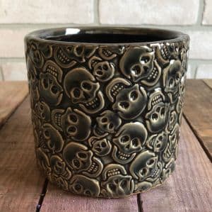 Skull Planter :: Banner Flower House Skull Planter :: Banner Flower House