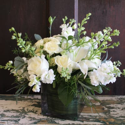 Florist 55407 | 55407 Flower Delivery by Cambridge Floral, Inc Florist