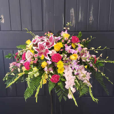 Florist 55415 | 55415 Flower Delivery by Cambridge Floral, Inc Florist