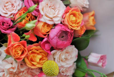 YELLOW ORANGE BOUQUET WITH ANY WRAPING PAPER Flower Delivery Las Vegas NV -  Vegas Rose Flowers