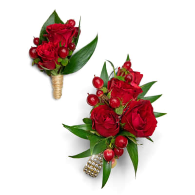 Barcelona beroerte Jasje Crimson Corsage and Boutonniere Set Flower Delivery Ottawa IL - Blythe  Flowers