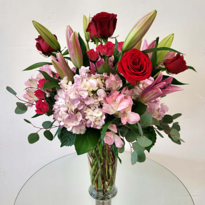 Florist 78646 | 78646 Flower Delivery by Nabi Florist Florist