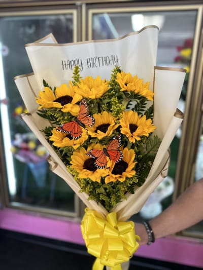 Feliz cumpleanos ramo buchon Flower Delivery Chicago IL - Franco's