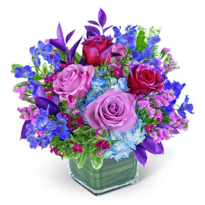 Dazzling Free-Spirit Box Flower Arrangements for Delivery or Pick-up –  Petal Street Flower Company