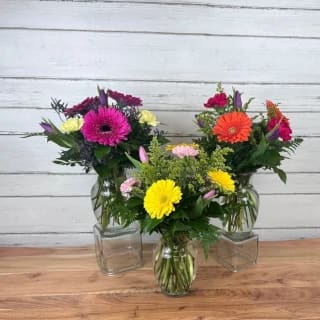 Elegant with a Splash of Colour - Flowers London ON, London's Preferred  Florist