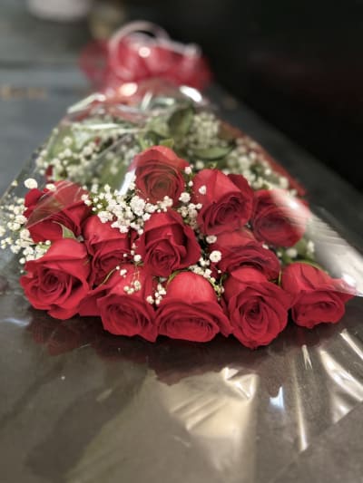 Long Stem Red Rose Bouquet Flower Delivery Barrie ON - Joshua's