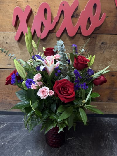 Florist 60620 | 60620 Flower Delivery by Niko's Flower Designs Florist