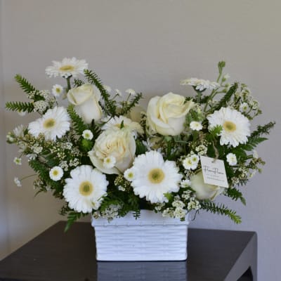Florist 95032 | 95032 Flower Delivery by FloriFlora Florist Florist