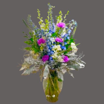 Florist 55426 | 55426 Flower Delivery by Cambridge Floral, Inc Florist