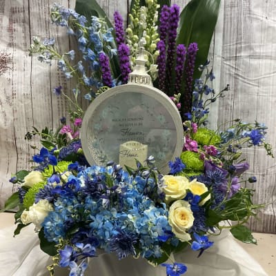 Flower Delivery to Oakdale Cemetery Funeral Home, Hendersonville