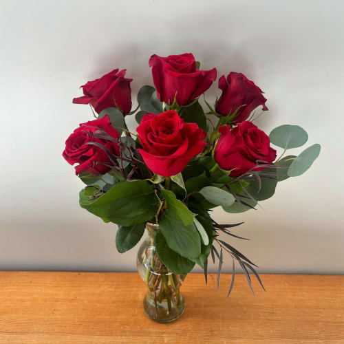 Florist V9A 2T7 | V9A 2T7 Flower Delivery by Poppies Floral Art