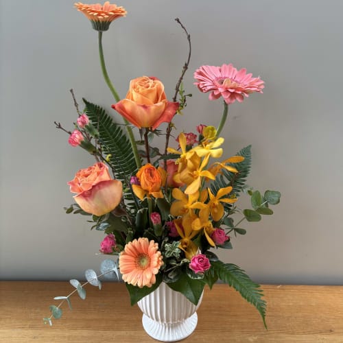 Florist V8T 4R4 | V8T 4R4 Flower Delivery by Poppies Floral