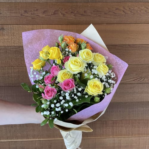 Flower. Florist V8Z 7Z6 | V8Z 7Z6 Flower Delivery by Poppies Floral