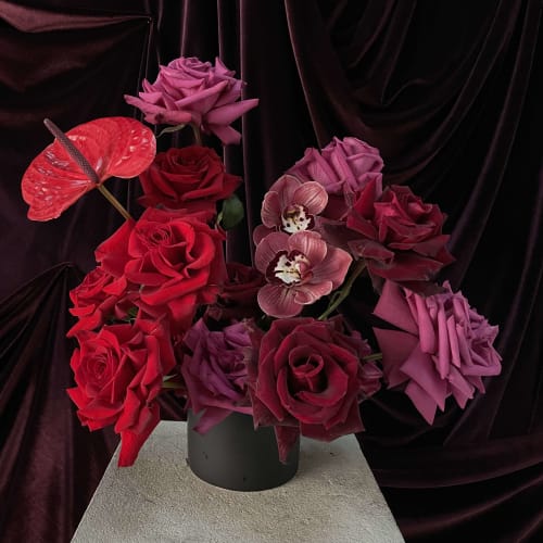Florist V8Z 4H1 | V8Z 4H1 Flower Delivery by Poppies Floral Art
