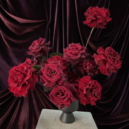 Florist V8Z 6T3 | V8Z 6T3 Flower Delivery by Poppies Floral Art
