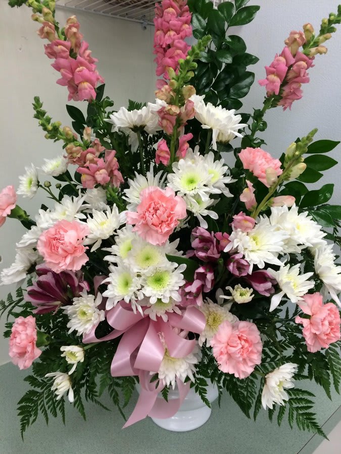 Pinks & Whites Basket