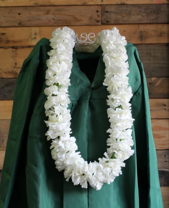 Custom Carnation Lei