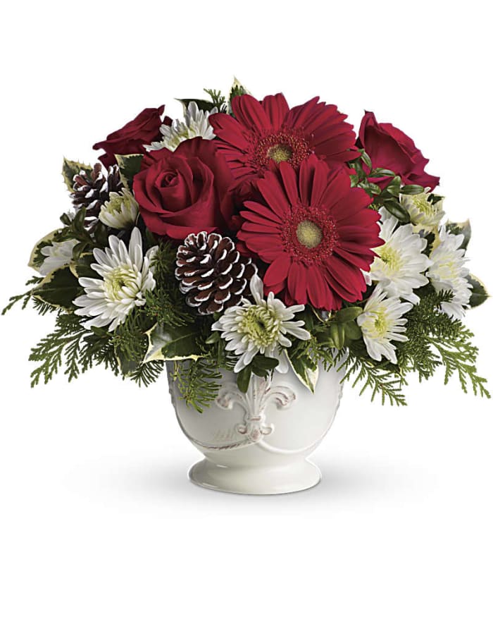 Teleflora's Simply Merry Centerpiece