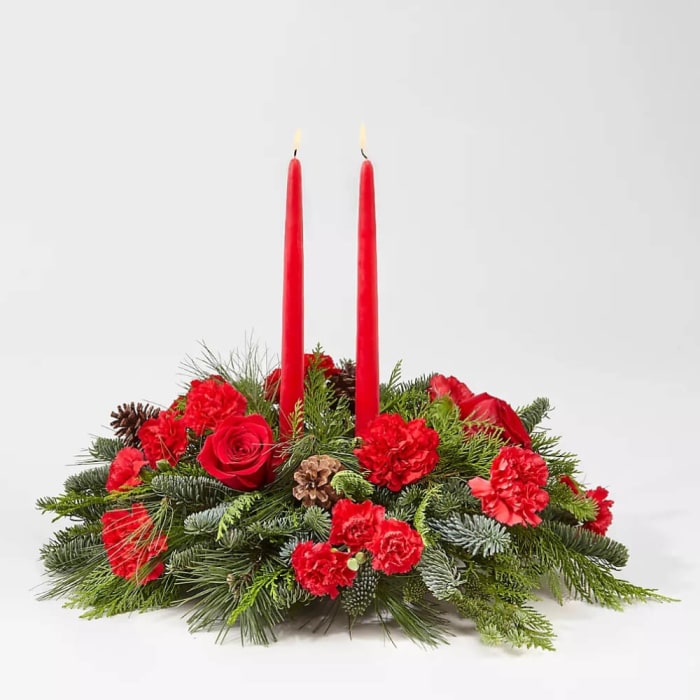 Holiday Classics Centerpiece