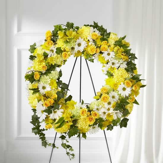 The FTD Golden Remembrance Wreath