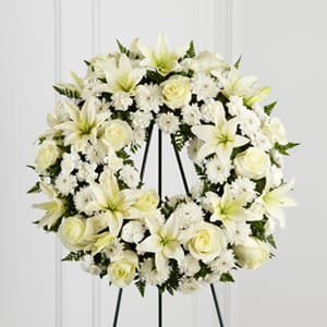 The FTD Treasured Tribute(tm) Wreath