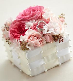  Flower Jeweled™ Ring Box