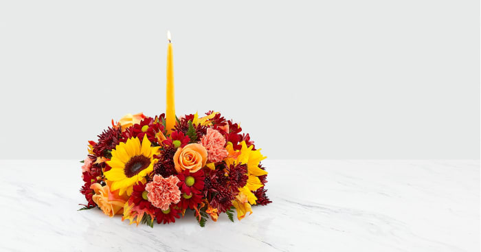 Giving Thanks Candle ™Centerpiece