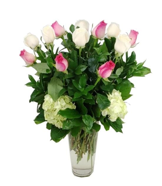DOZEN MIXED ROSES